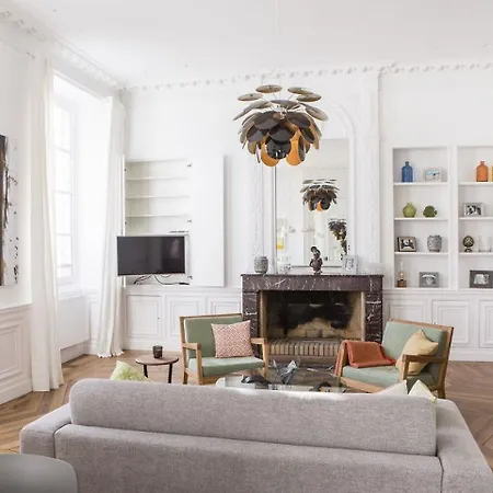 Intendance Beautiful Apartment Bordeaux