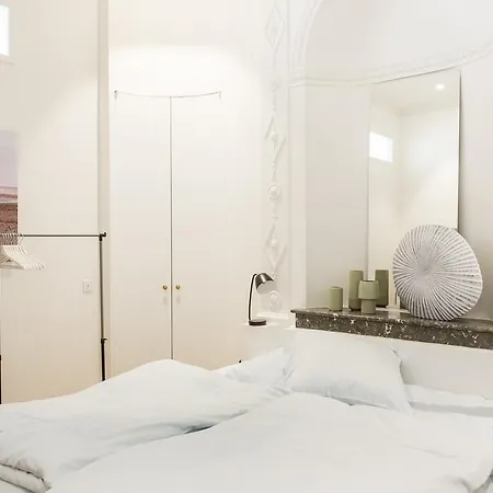 Intendance Beautiful Apartament *