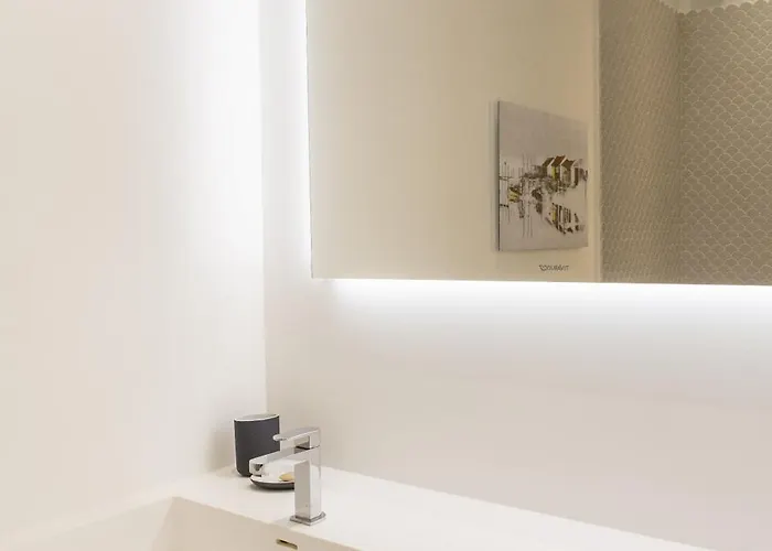 Intendance Beautiful ボルドー